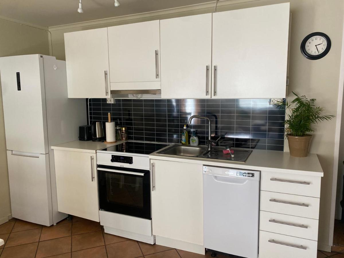 Walo Apartments Tromso - Alfheim 10 Min Walk To City Centre - No Parking ภายนอก รูปภาพ
